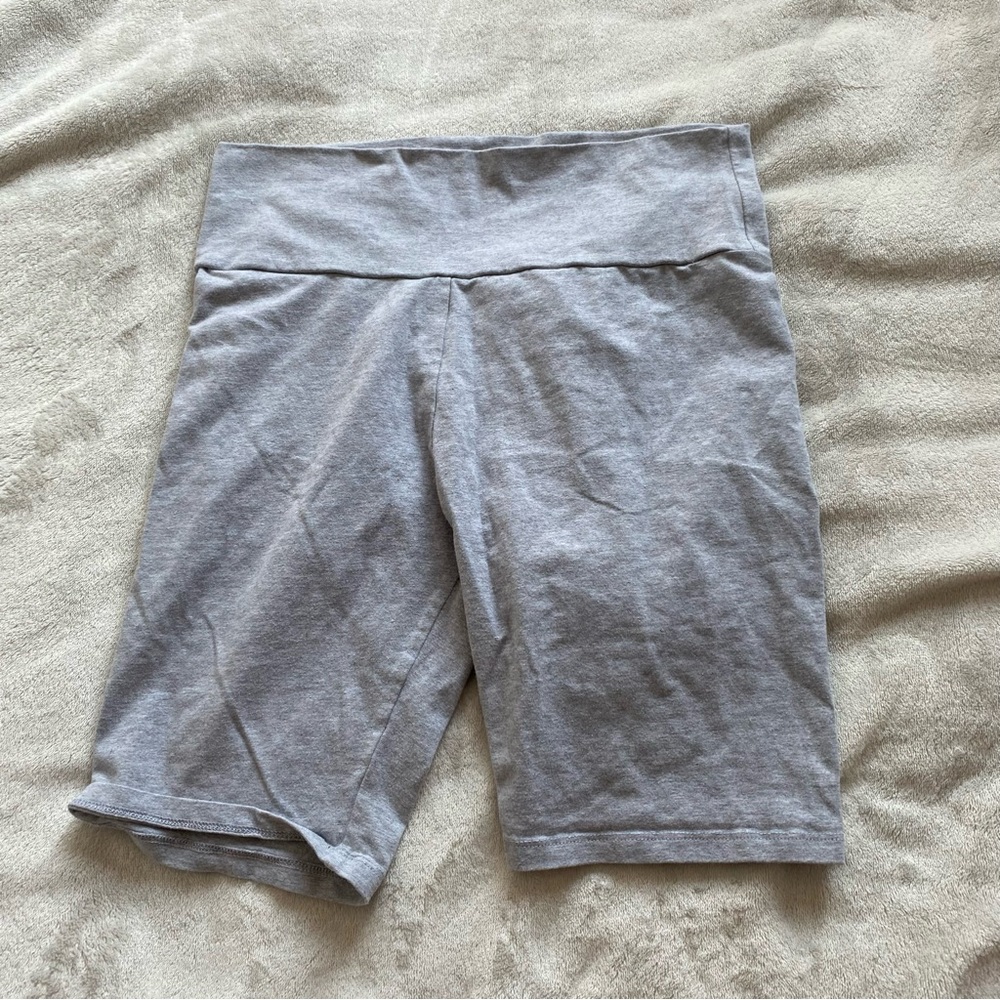 Medium grey biker shorts.